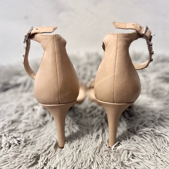 Vince Camuto Studded Beige Cream Color High Heels Size 7.5 - Picture 5 of 8